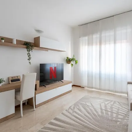 San Siro Big House Wifi Netflix Free Parking Apartamento Milão