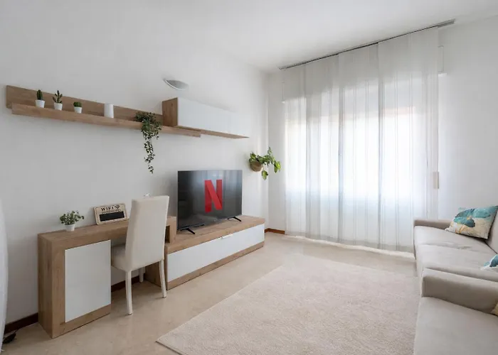 San Siro Big House Wifi Netflix Free Parking